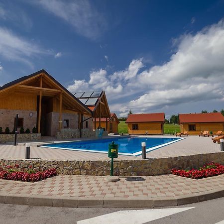 Holiday Park Macola Грабовац Экстерьер фото