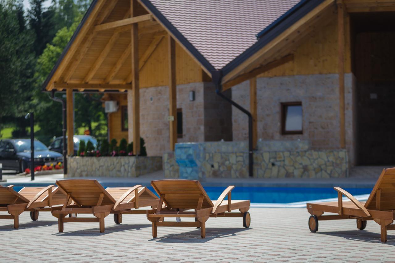 Holiday Park Macola Грабовац Экстерьер фото