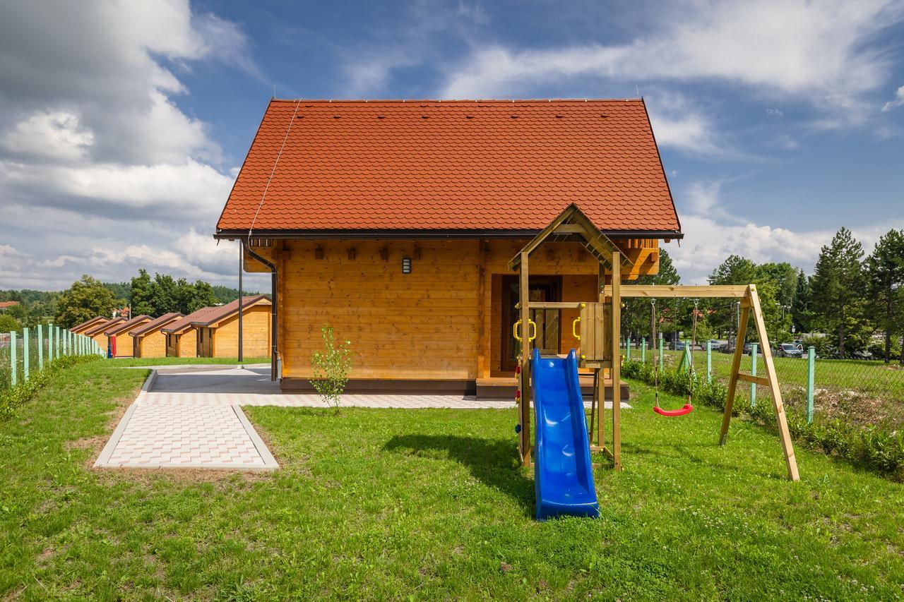 Holiday Park Macola Грабовац Экстерьер фото
