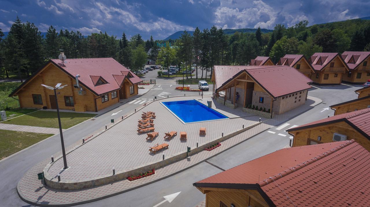 Holiday Park Macola Грабовац Экстерьер фото