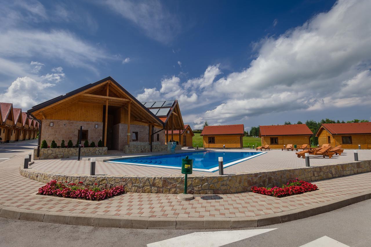 Holiday Park Macola Грабовац Экстерьер фото
